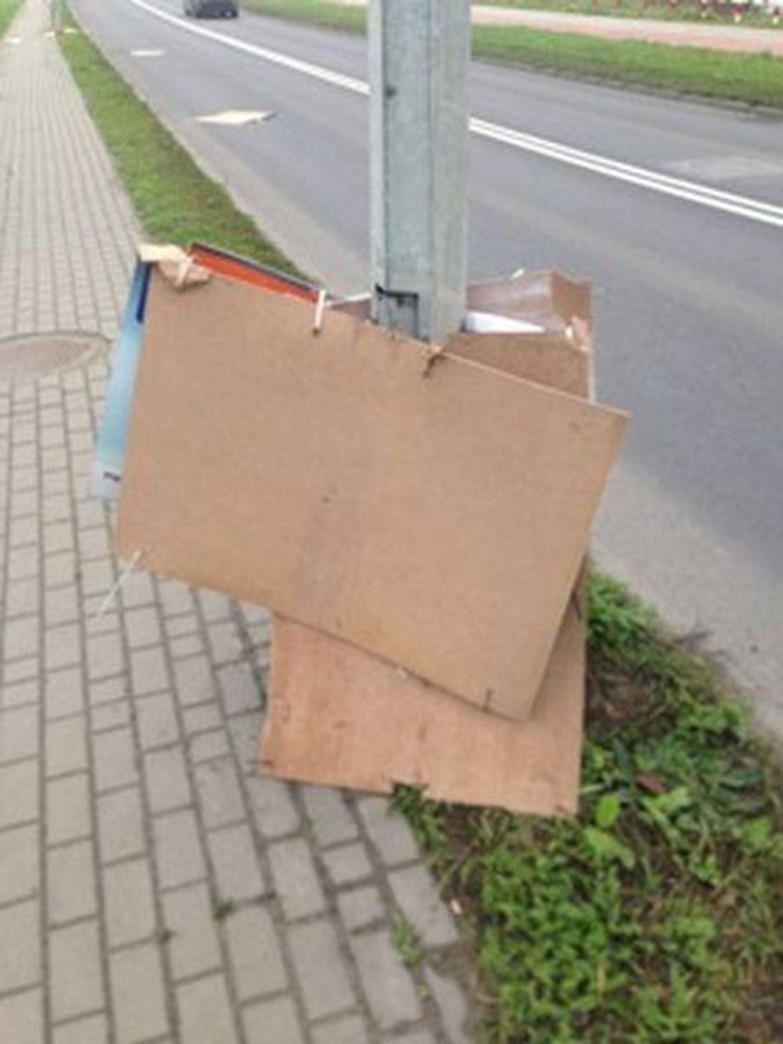 Pięć osób przyłapanych na niszczeniu plakatów wyborczych