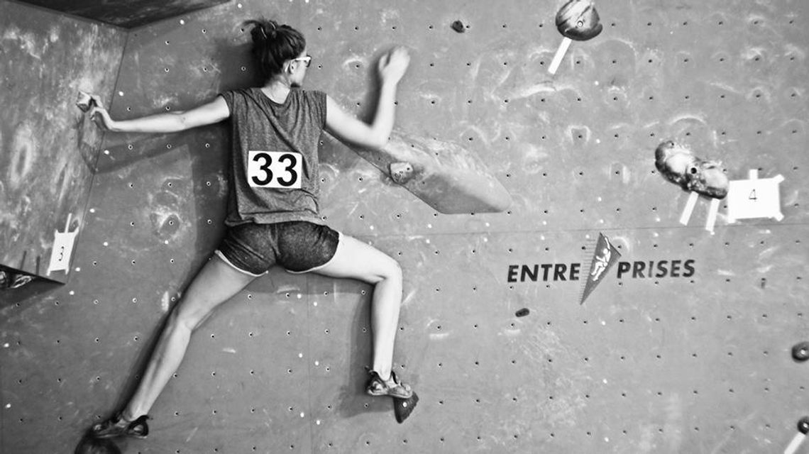 Piękne ciało i adrenalina. Już miliony osób pokochały ten sport! WIDEO