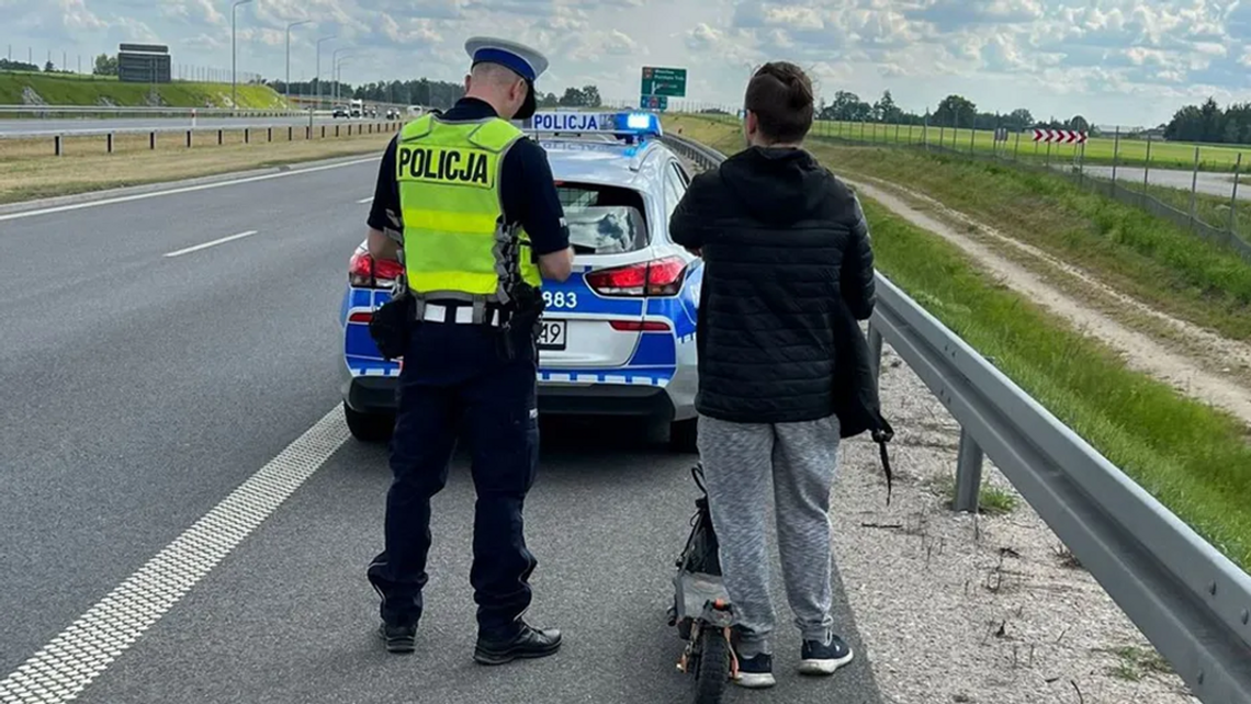 Pijana matka z synem na hulajnogach. Pędzili „krajówką”