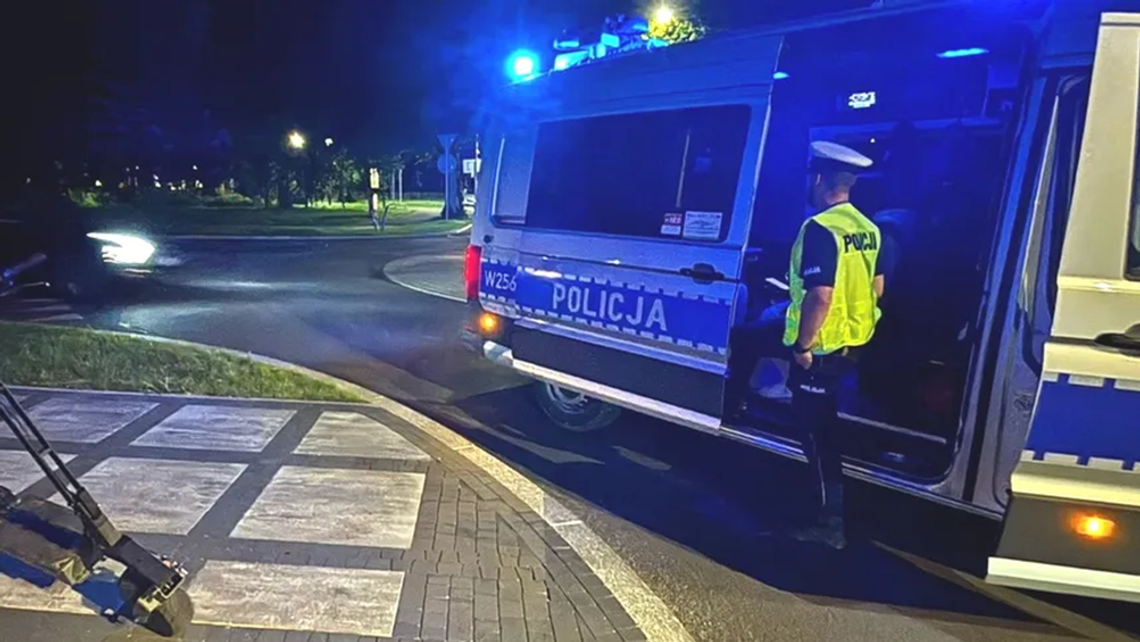 Pijani nastolatkowie na hulajnodze. „Policjanci podjęli pościg” Pijani nastolatkowie na hulajnodze. „Policjanci podjęli pościg”