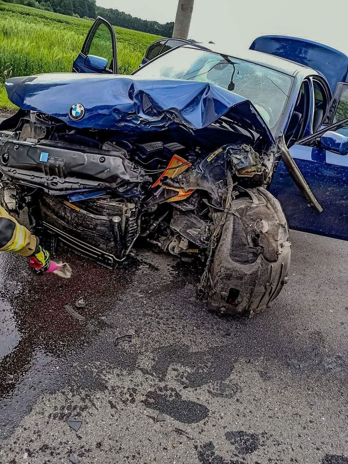 Pijany Kierowca Bmw Spowodował Wypadek. Poszkodowany 15- Latek