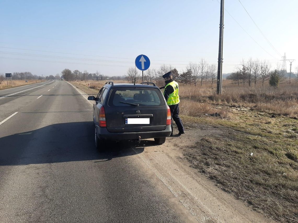 Pijany w sztok pojechał kupić alkohol