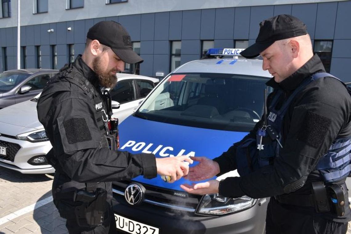 Płyny do dezynfekcji dla kaliskich policjantów