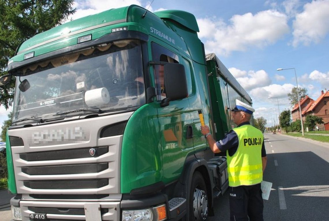 ,,Po kielichu'' kierował ciężarówką. Zatrzymała go policja