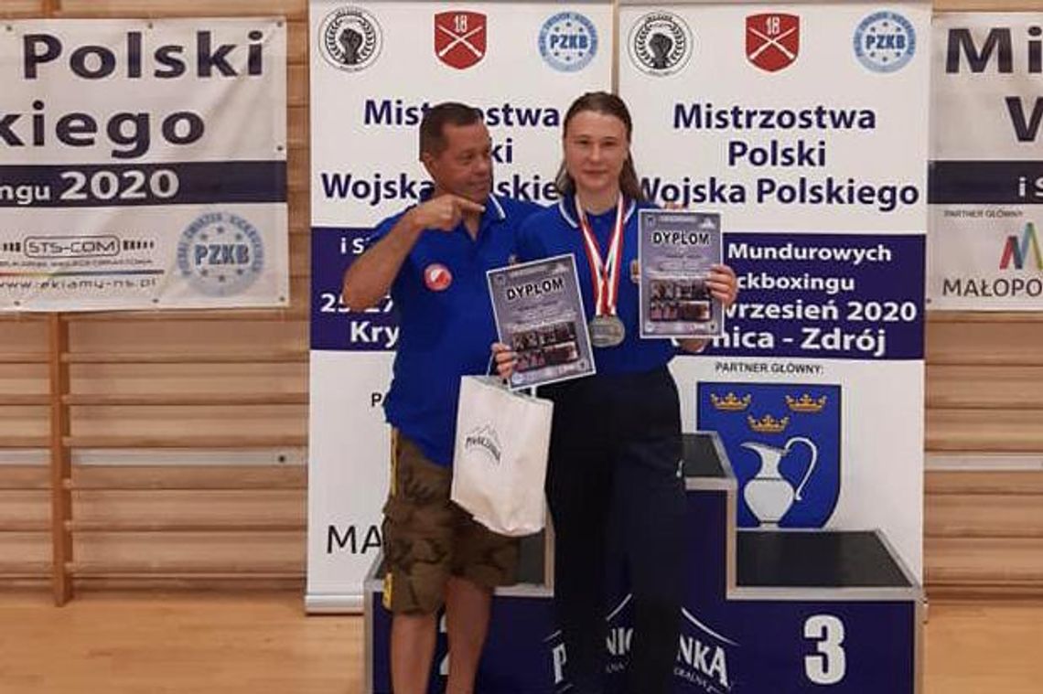 Podwójnie złota. Kaliszanka Weronika Walczak mistrzynią Polski w kickboxingu