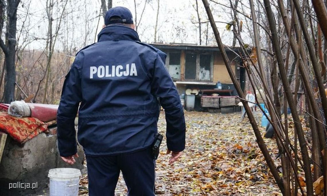 Policja apeluje: Nie bądź obojętny na los bezdomnych