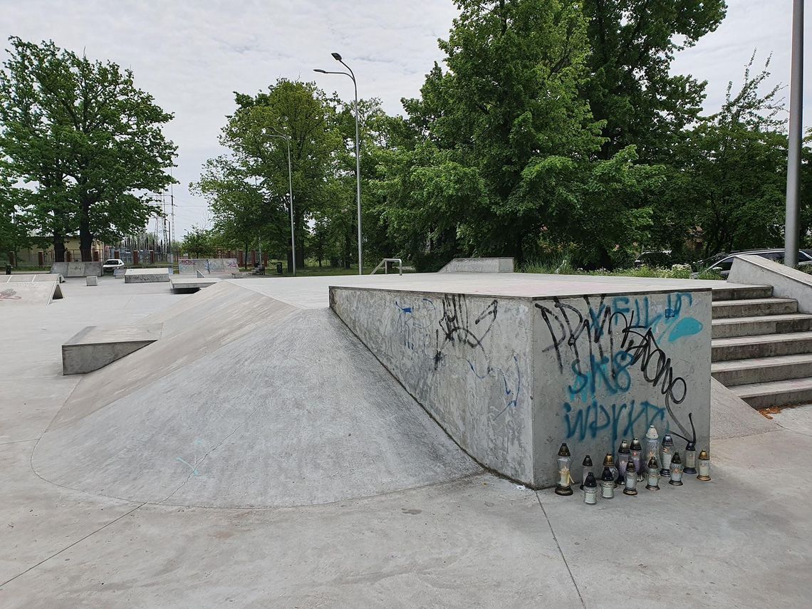 Policja poszukuje świadków tragicznego wypadku w kaliskim skateparku