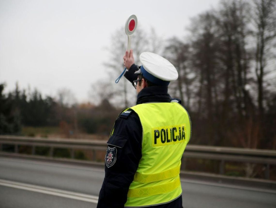 Policyjny pościg za audi. Ścigany kierowca uciekł, ale nie na długo