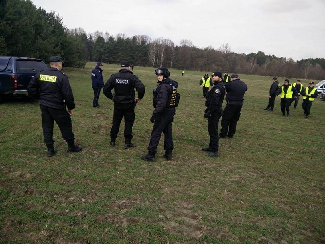 Porwał i zgwałcił kuratorkę sądową. Jest niebezpieczny i na wolności ZDJĘCIA