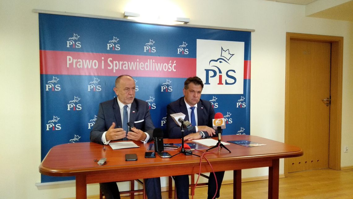 Poseł PiS o homoterroryzmie. Poszukuje szykanowanych katolików