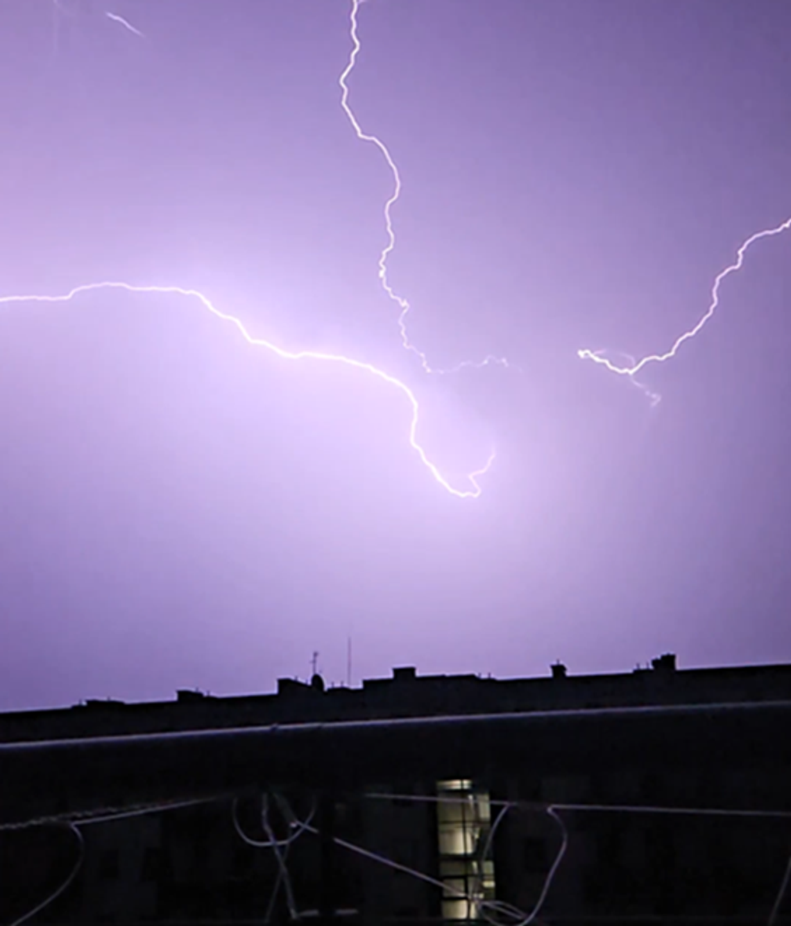 Potężna burza nad Kaliszem. To jeszcze nie koniec