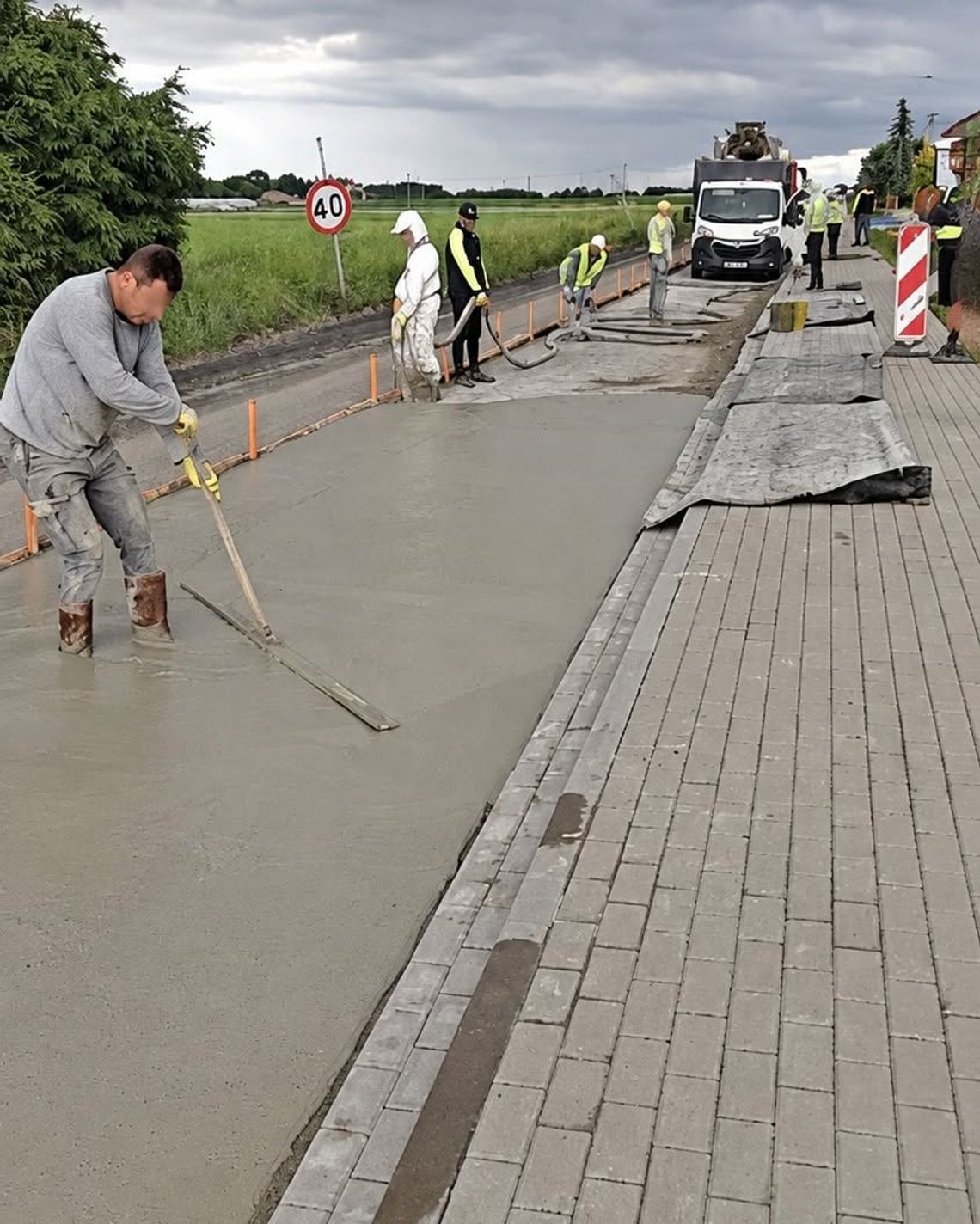 𝐏𝐎𝐖𝐈𝐀𝐓: Niedawno ją przebudowywali, teraz będą naprawiać... Kierowców 𝐙𝐍𝐎𝐖𝐔 czekają objazdy