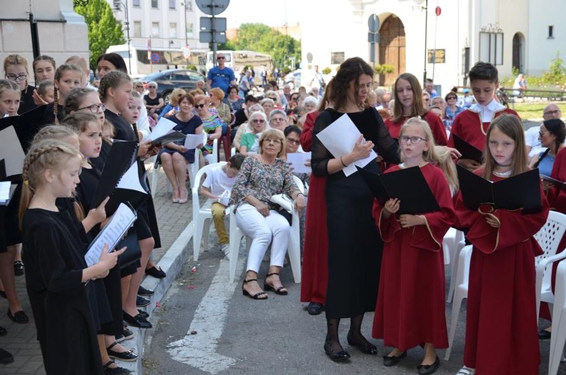 Powiat obchodzi Rok Moniuszkowski ZDJĘCIA