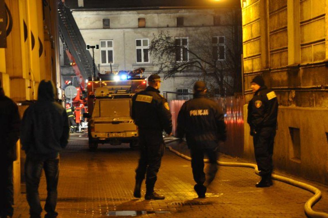 Pożar kamienicy przy al. Wolności FILM i ZDJĘCIA