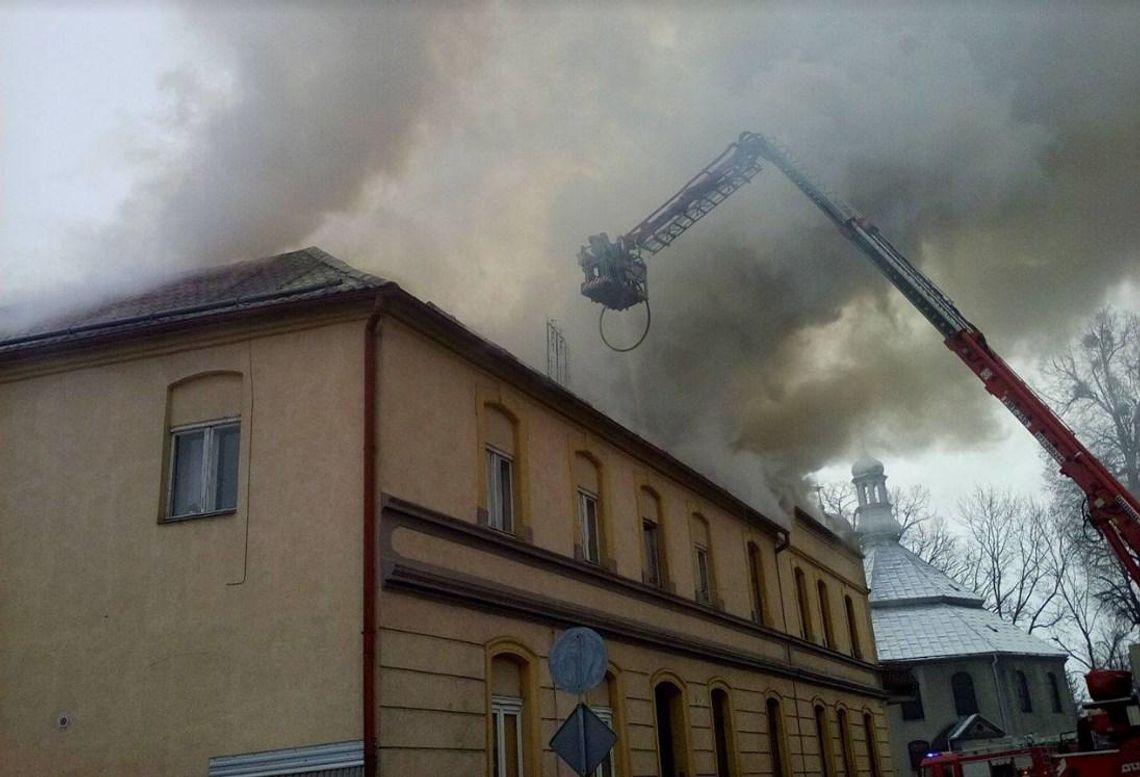 Pożar kamienicy w centrum Odolanowa ZDJĘCIA