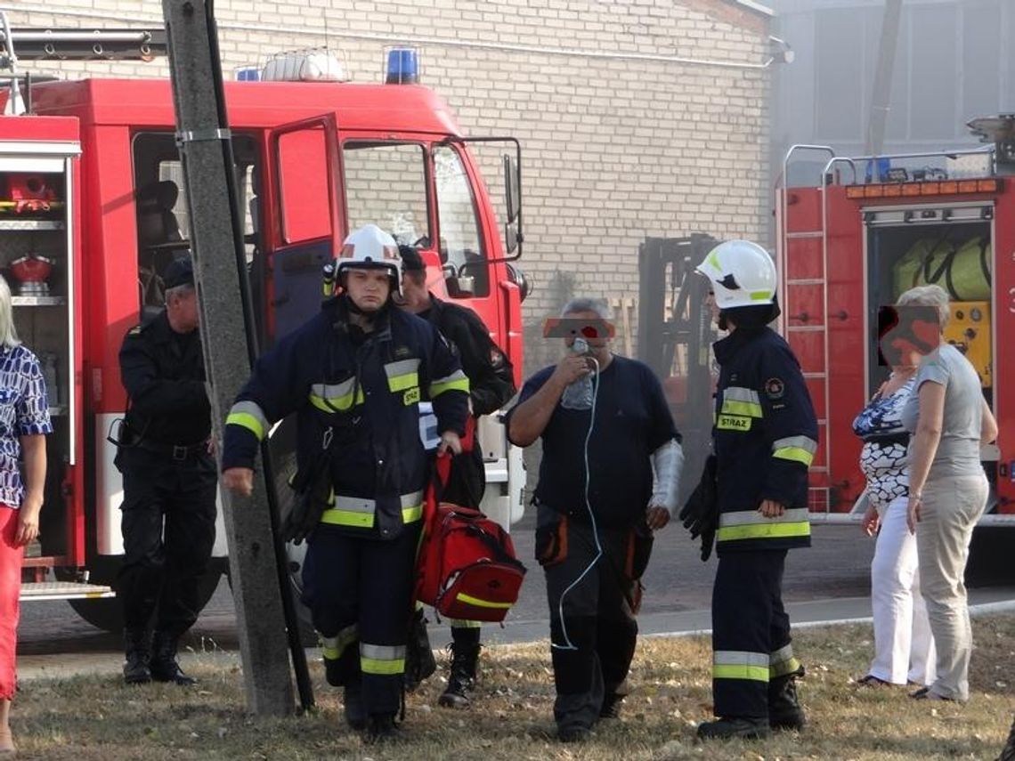 Pożar magazynów chemicznych przy ul. Wrocławskiej ZDJĘCIA i WIDEO