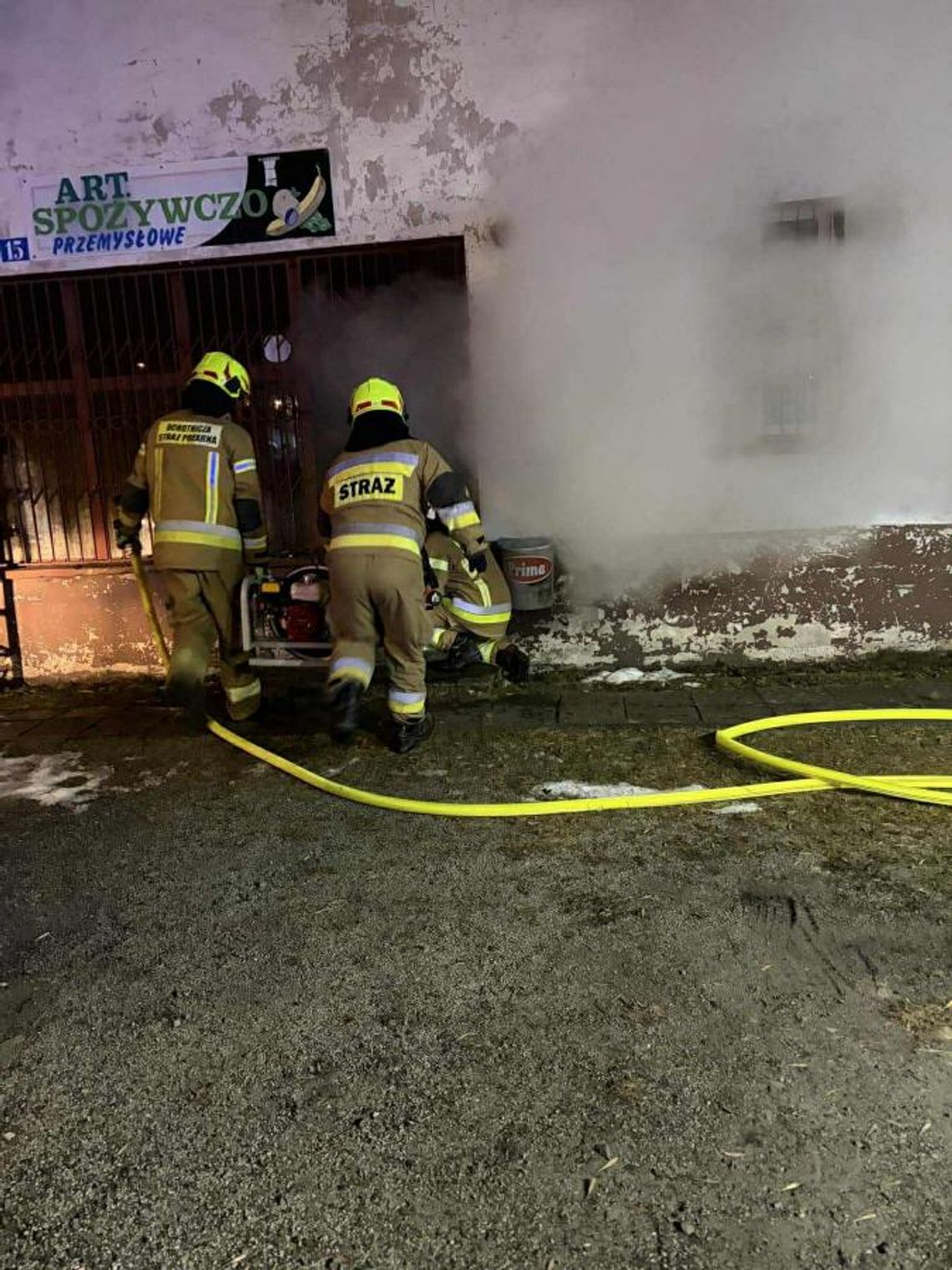 Pożar przerwał poranny spokój. W akcji 5 zastępów straży pożarnej