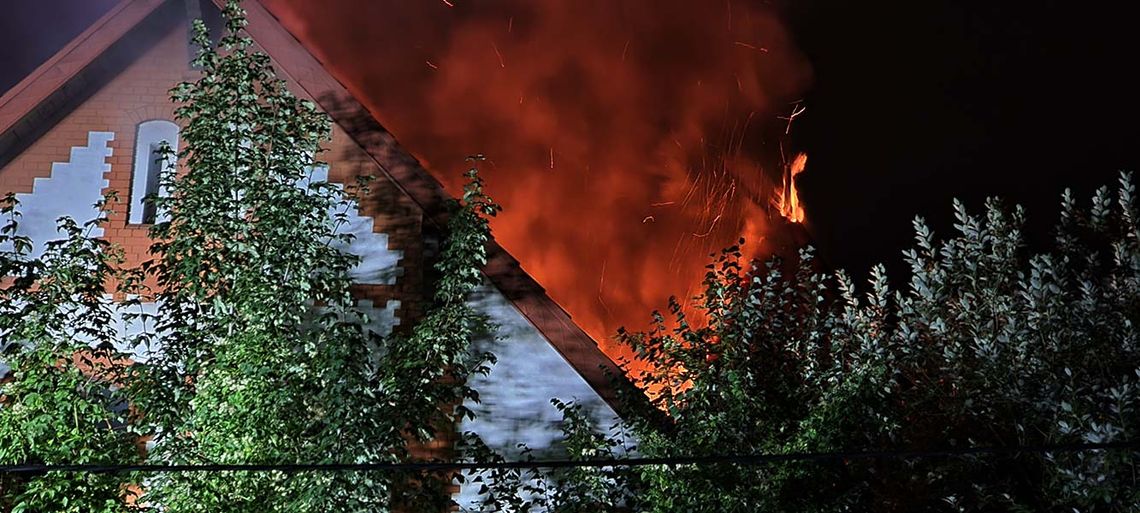 Pożar w Ostrowie Wielkopolskim. Dwie osoby poważnie ranne