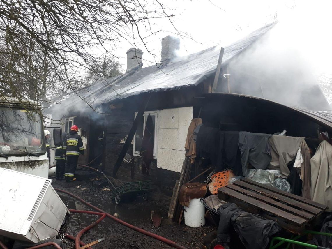 Pożar w Tłokini Kościelnej. Gospodarz stracił dorobek życia ZDJĘCIA