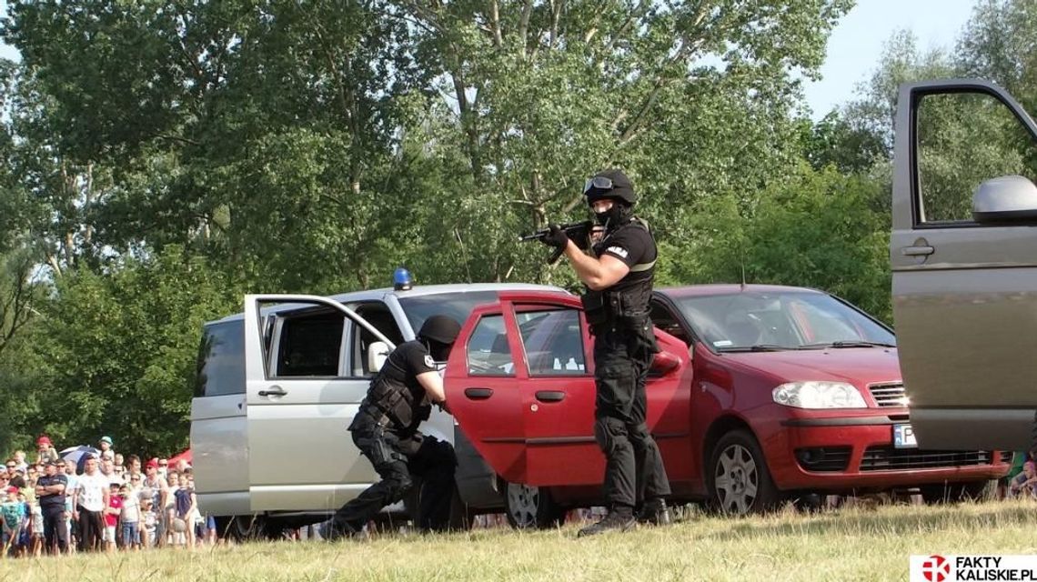 Poznaj kaliskich „twardzieli”. Najlepsi z najlepszych policjantów