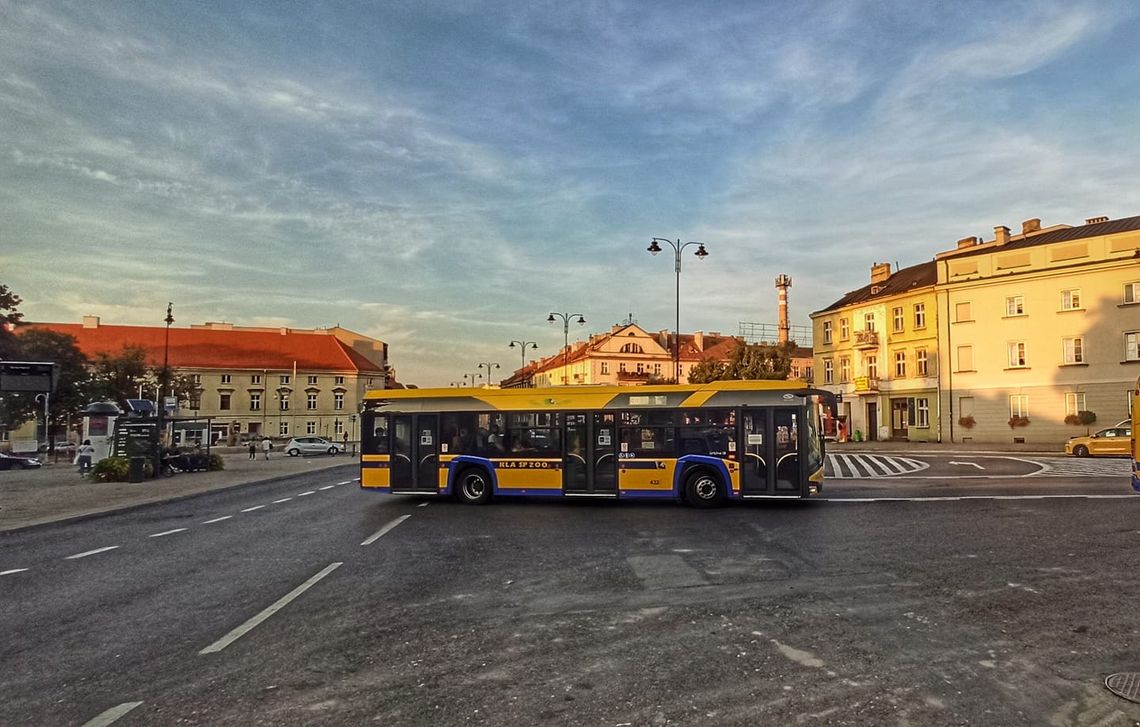 Prace drogowe w Kaliszu. Te autobusy pojadą objazdem