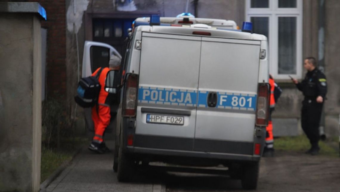 Próba samobójcza w centrum Kalisza. Szybka reakcja policji