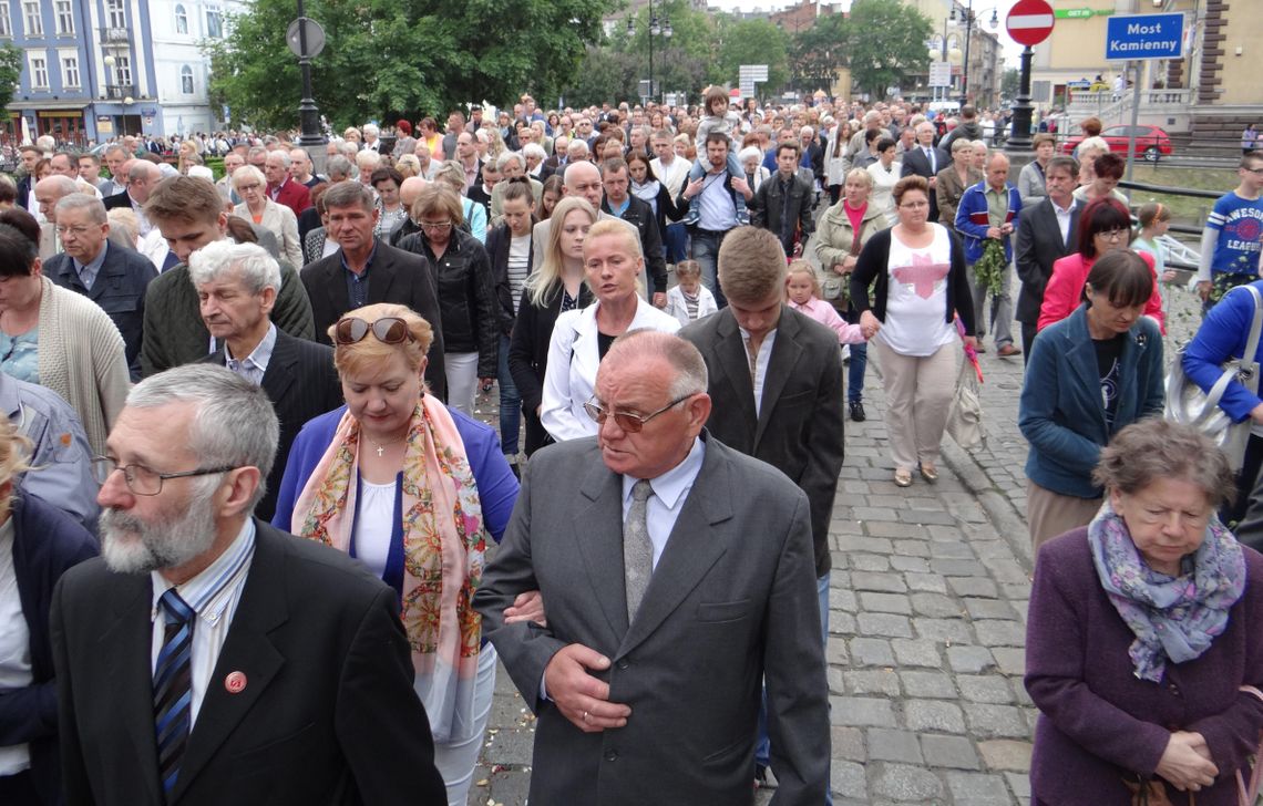 Procesja Bożego Ciała w Kaliszu ZDJĘCIA i WIDEO