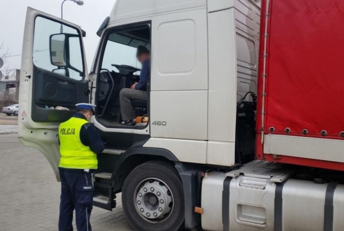 Prowadził ciężarówkę. Skazany na prace społeczne Prowadził ciężarówkę. Skazany na prace społeczne