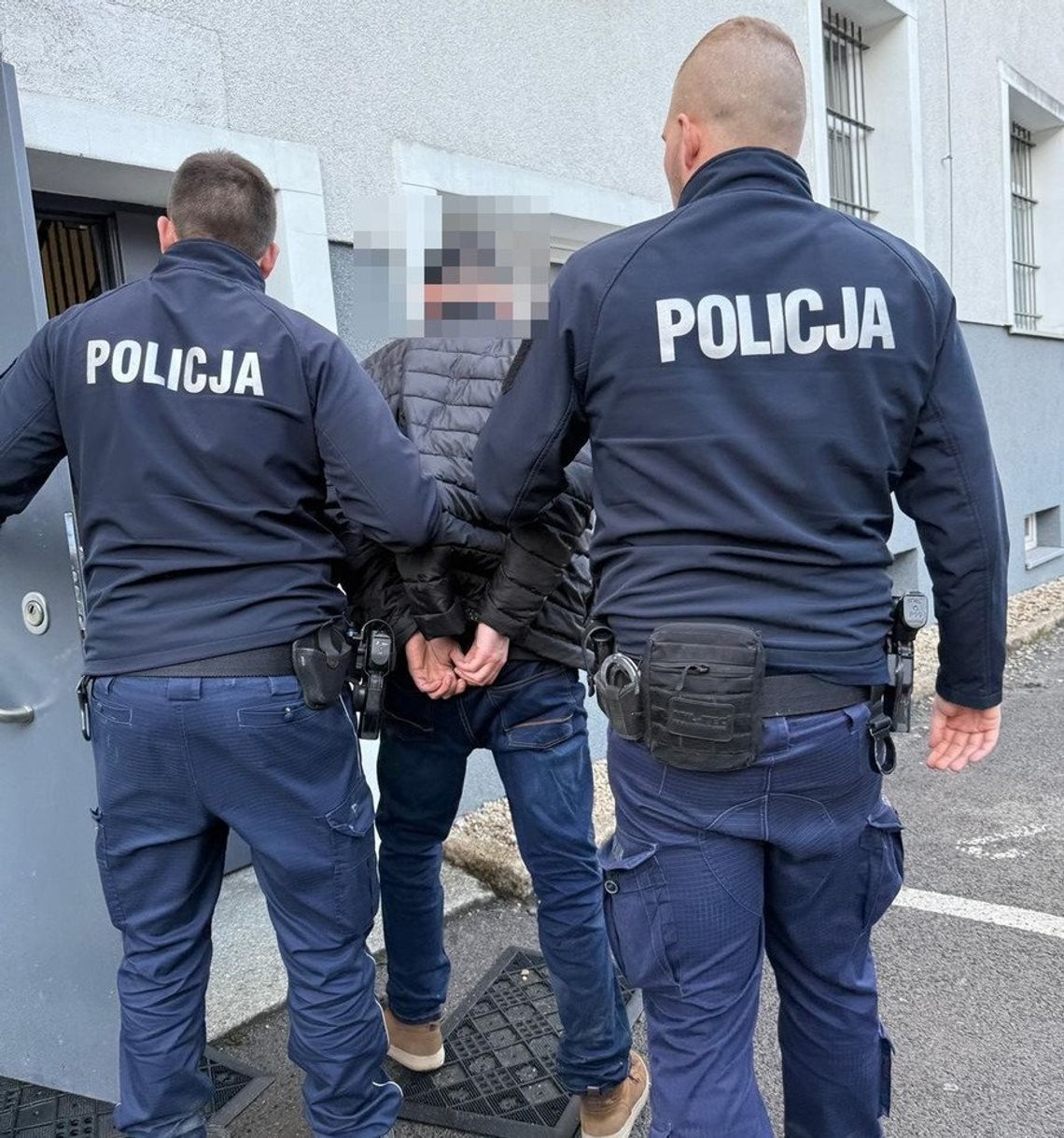 Prowadził "NA HAJU". Młody Ukrainiec miał PROPOZYCJĘ dla policjantów Prowadził "NA HAJU". Młody Ukrainiec miał PROPOZYCJĘ dla policjantów