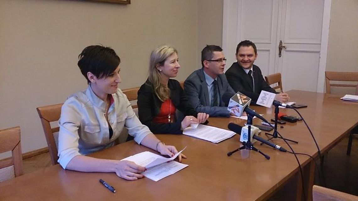Przyjmą budżet, skontrolują poprzedników