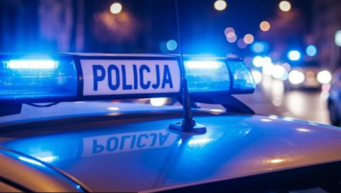 REGION: Tragiczne odkrycie. Ciało policjanta z raną postrzałową znalezione na poboczu drogi REGION: Tragiczne odkrycie. Ciało policjanta z raną postrzałową znalezione na poboczu drogi