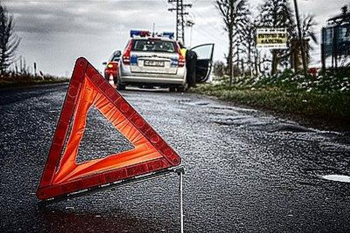 Rowerem wjechała w samochód