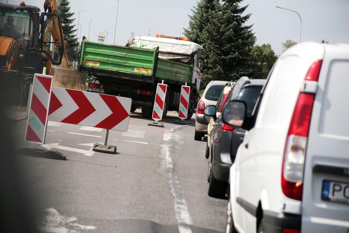 Rusza przebudowa al. Wojska Polskiego. Są utrudnienia w ruchu ZDJĘCIA