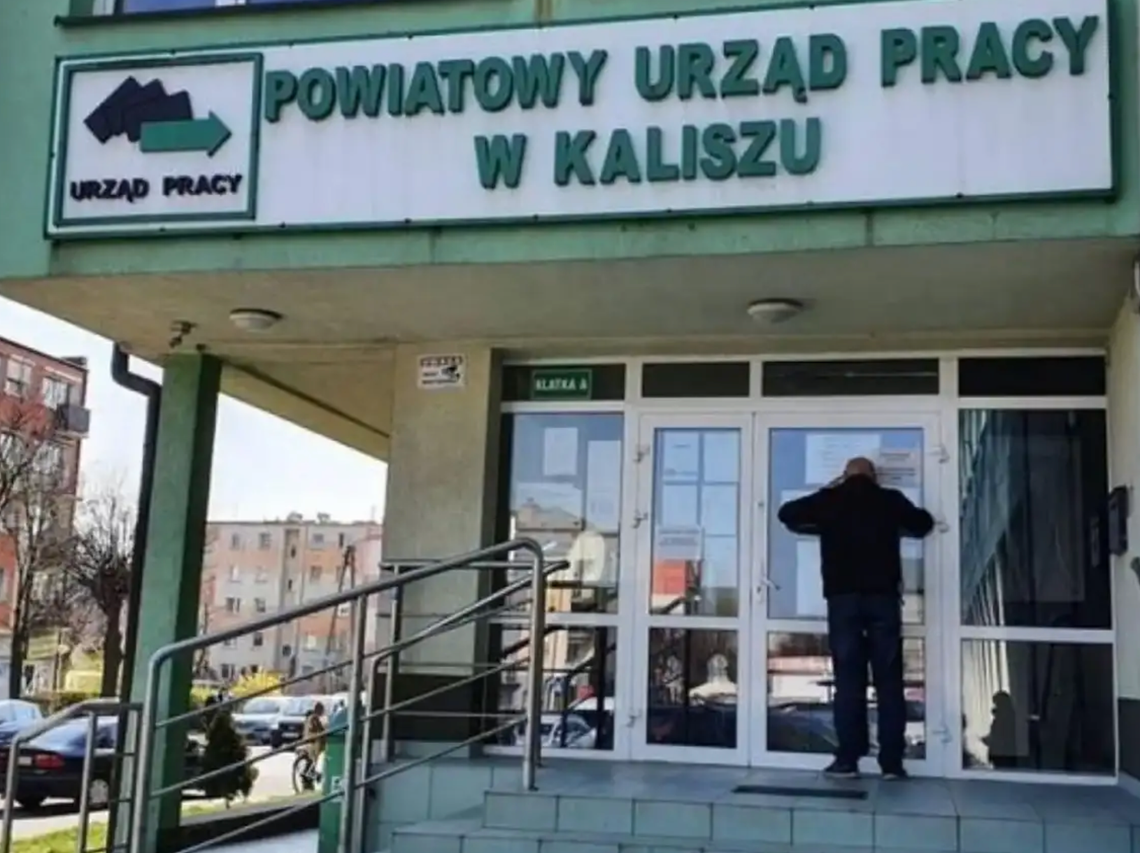 Rynek pracy już nie tak stabilny? Coraz więcej osób bez pracy 𝐍𝐎𝐖𝐄 𝐃𝐀𝐍𝐄 𝐙 𝐊𝐀𝐋𝐈𝐒𝐙𝐀
