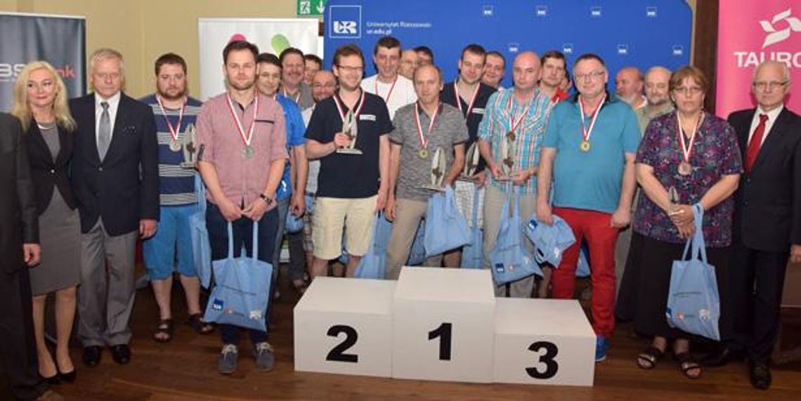 Rzeszowskie rozdania. Team na medal