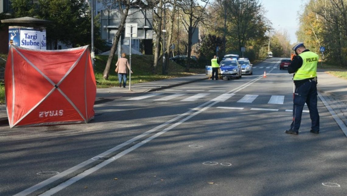 Seniorka potrącona na przejściu dla pieszych. Kobieta zmarła w szpitalu