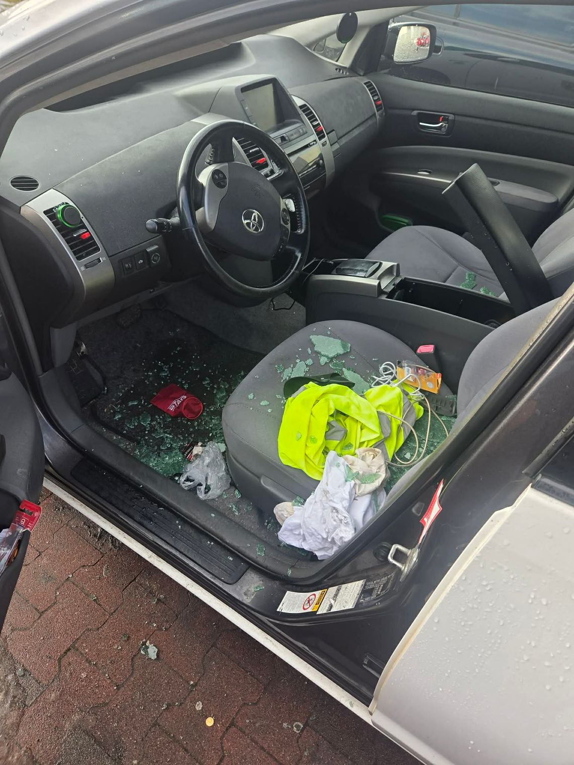 SERIA nocnych włamań do kaliskich taksówek!