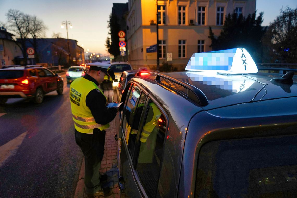 Służby kontrolowały kierowców Ubera i Bolta. Nie zabrakło mandatów