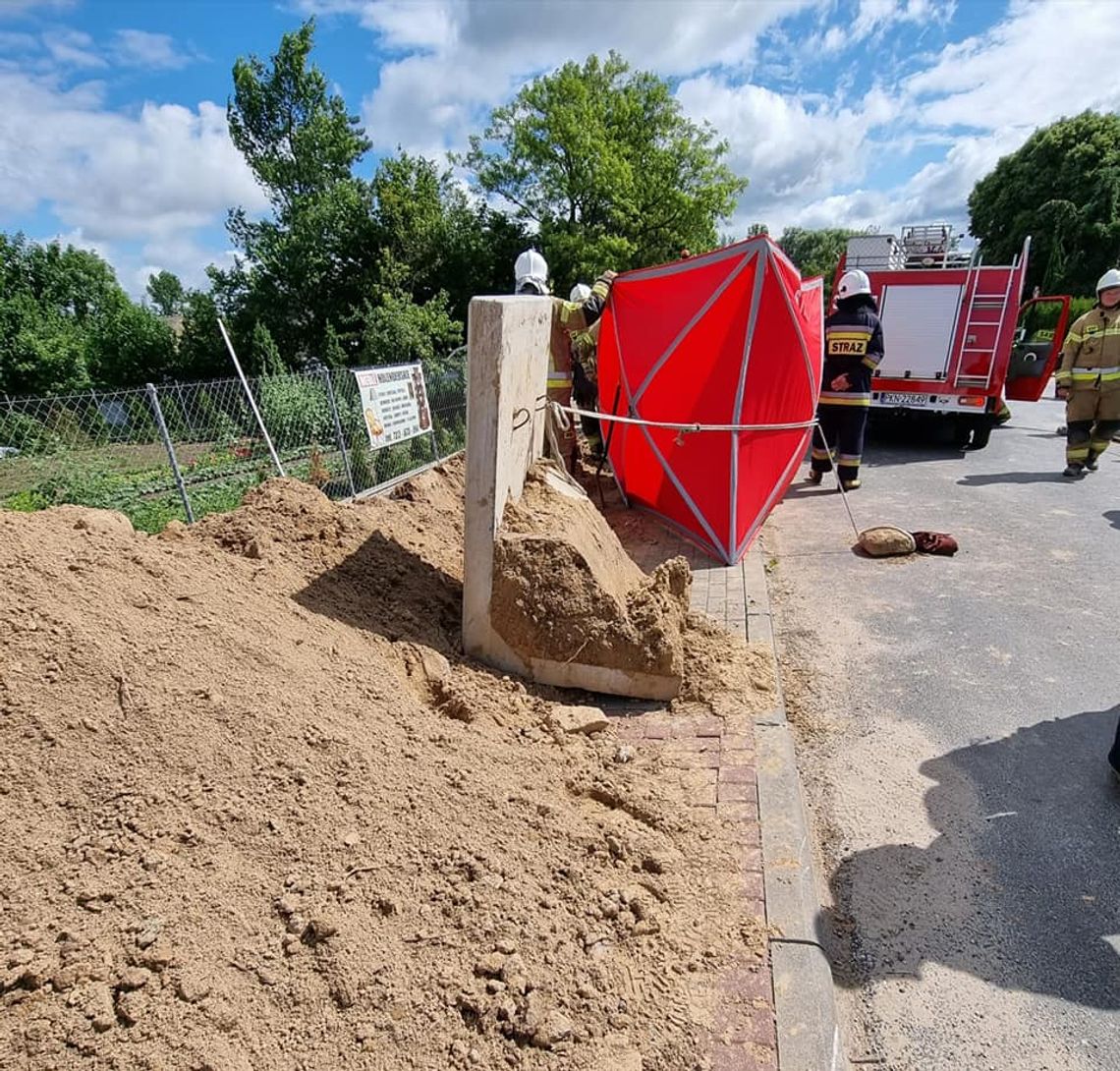 Śmierć podczas wykopów. Na mężczyznę osunęła się ziemia