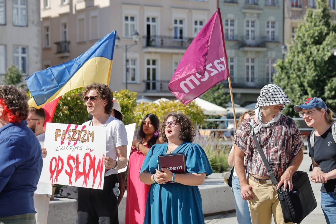 Solidarni z Ukraińcami. „Patrzymy na człowieka, nie na paszport” Solidarni z Ukraińcami. „Patrzymy na człowieka, nie na paszport”