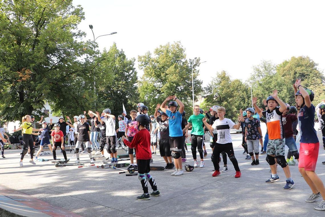 Sportowe zakończenie wakacji w kaliskim skateparku ZDJĘCIA