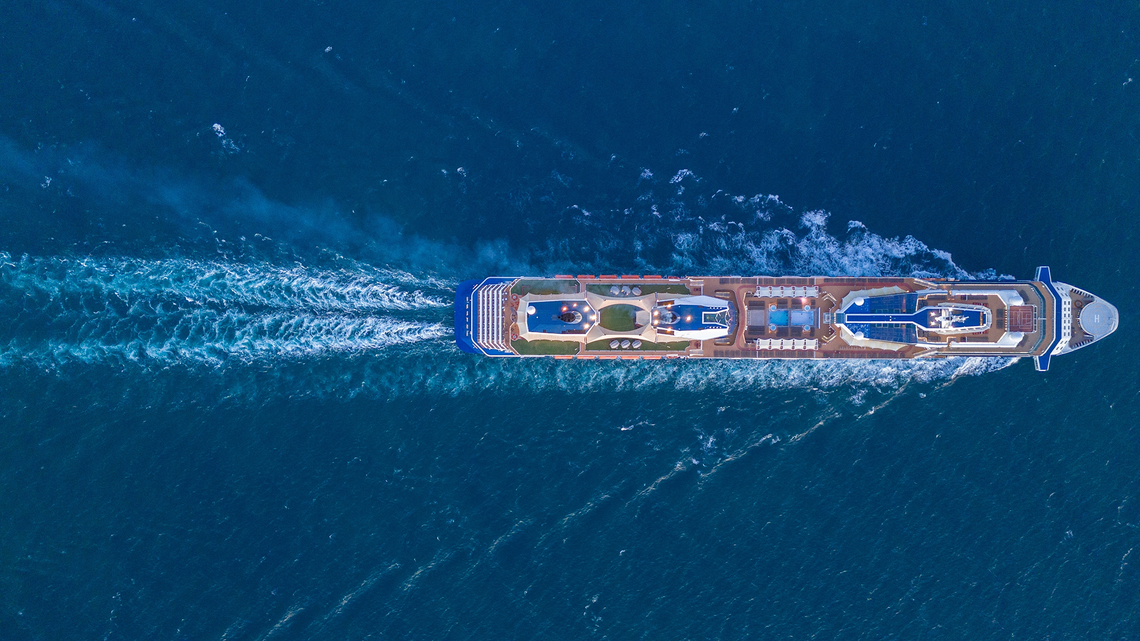 Sprawdź, dlaczego wakacje na statku zyskują coraz większą popularność