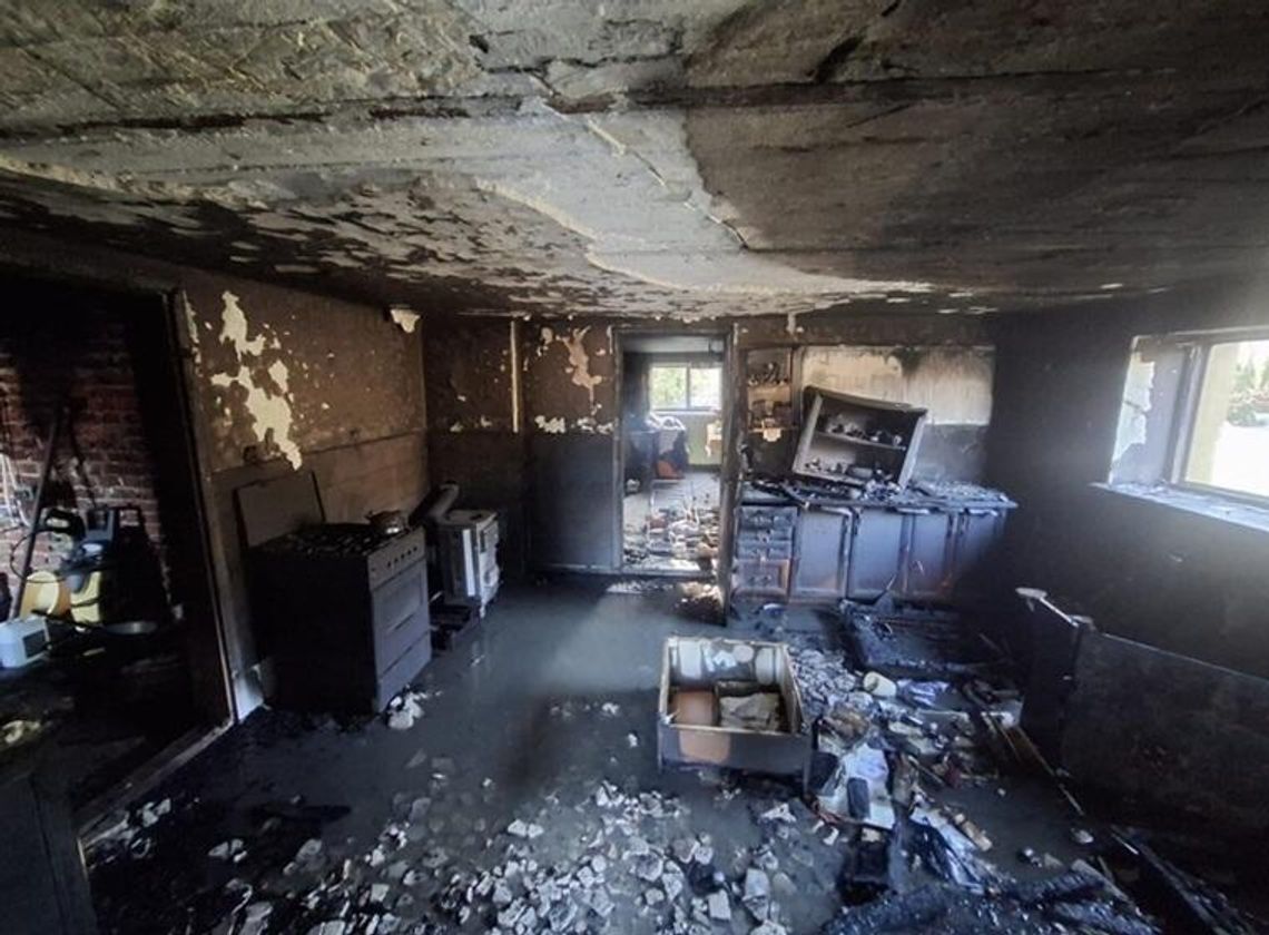 „Straciła swoje bezpieczne miejsce”. Ogień zniszczył dom