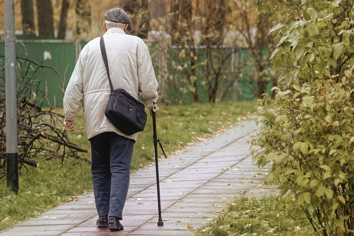 „Syn miał wypadek”. Senior uwierzył i oddał cały majątek