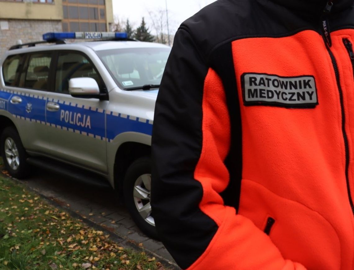 Szarpał ją za bluzę, chwytał za nadgarstki. Brutalny atak na ratowniczkę medyczną! Szarpał ją za bluzę, chwytał za nadgarstki. Brutalny atak na ratowniczkę medyczną!