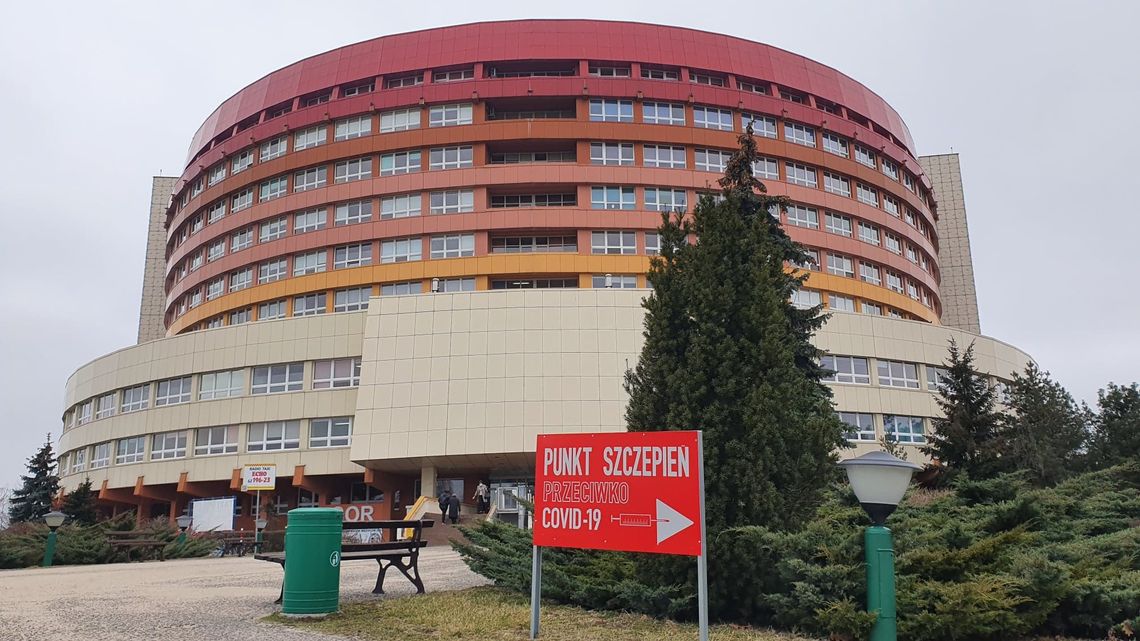 Szczepienia przeciw COVID-19 idą pełną parą. Szpital rozważa uruchomienie dodatkowych punktów