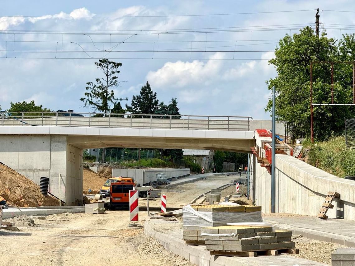 Szerszy i wyższy. Tak budują na Częstochowskiej POSTĘPY PRAC