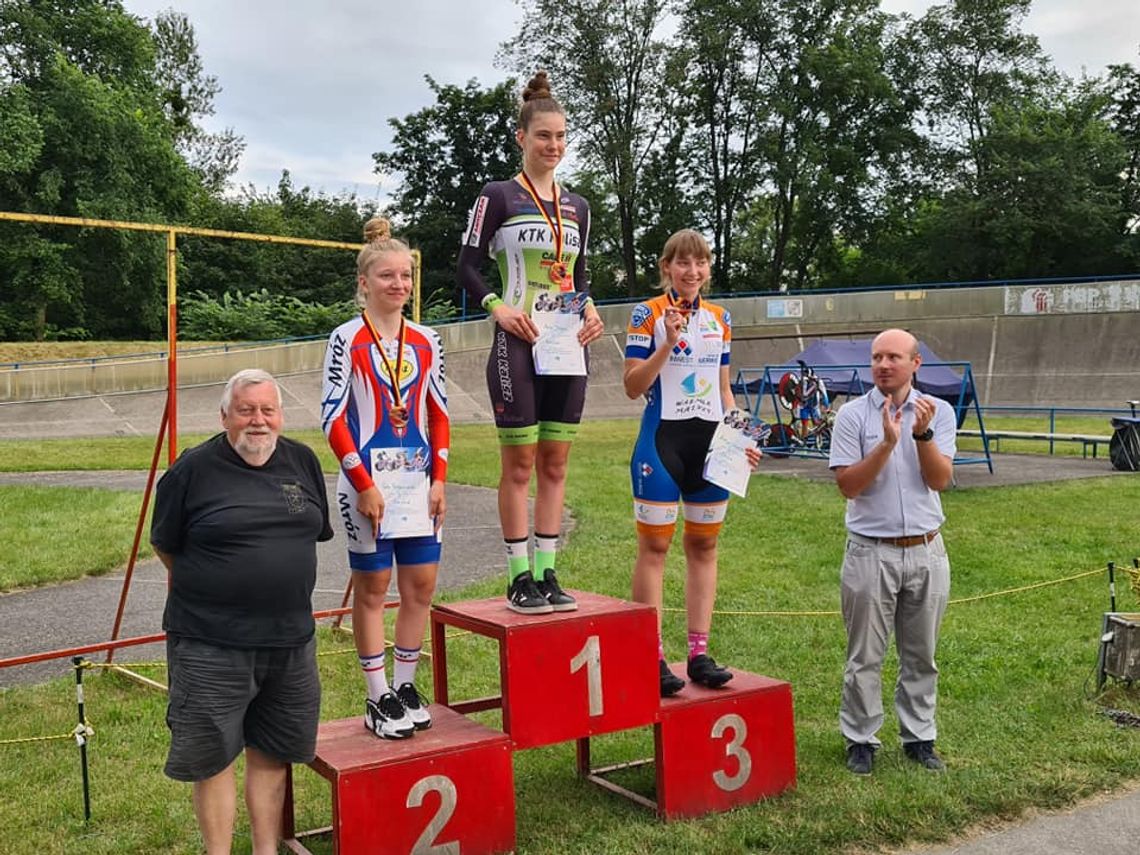 Sześć razy na podium. Pucharowe sukcesy juniorów młodszych KTK (ZDJĘCIA)