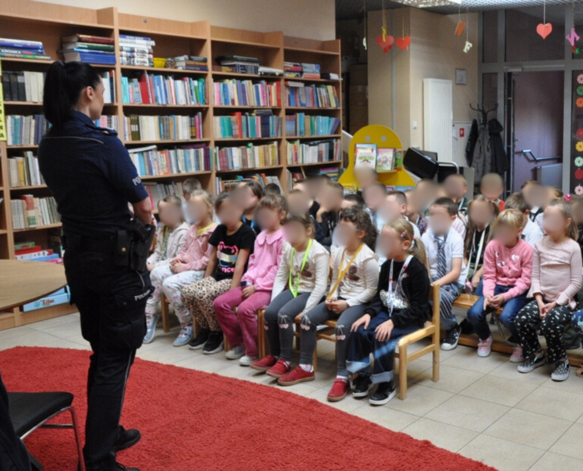 Szkoła ostrzega przed zagrożeniem. Policja rozmawia z dziećmi