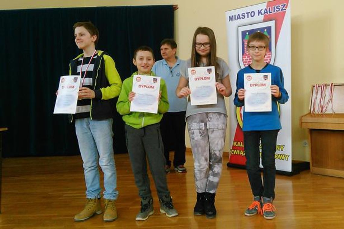 Szkolne szachy. Wyłoniono mistrzów Kalisza